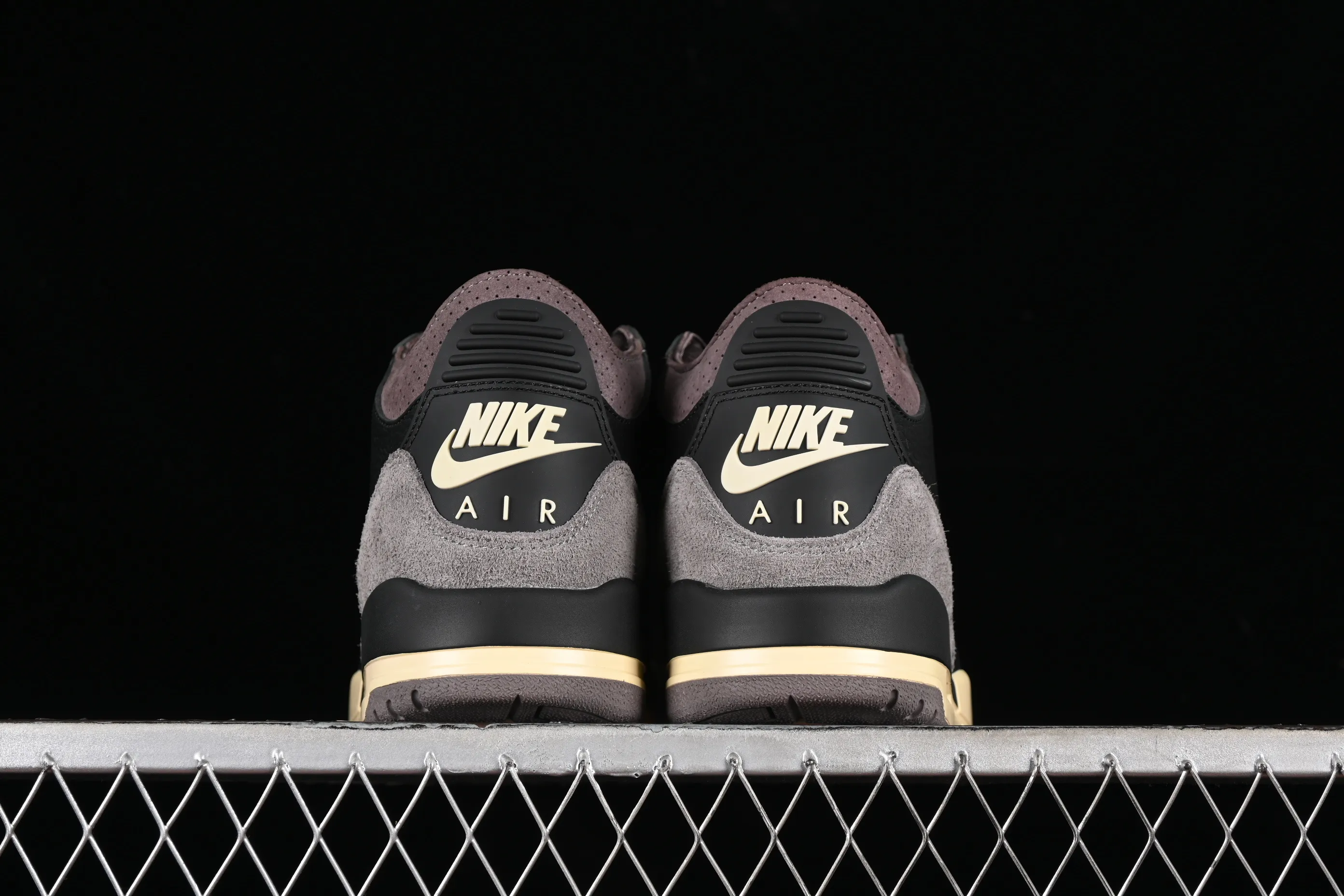 All categories Air Jordan Jordan series basketball shoes Air Jordan 3 foreign trade version A Ma Maniere x Air Jordan 3 Retro "Black" AJ3 Joe 3 joint model FZ4811-001